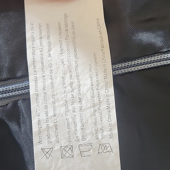 Guanny Mini Skirt Size Small - Picture 5 of 7